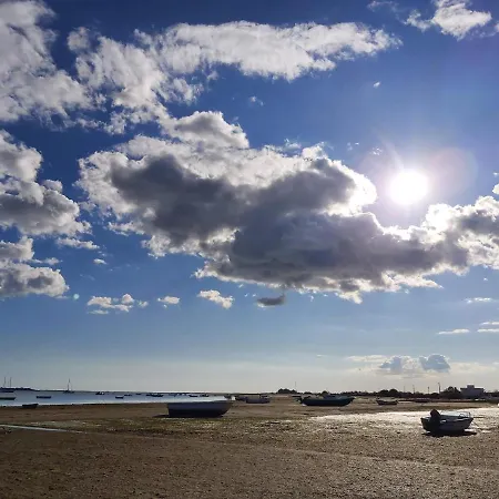 Casa Do Beco, Confortavel, Em Bairro Tipico De 오양