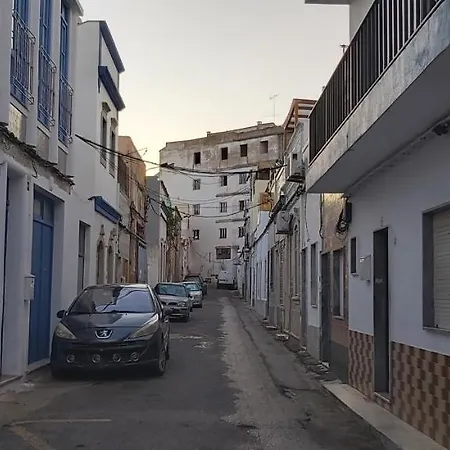 Casa de Férias Casa Do Beco, Confortável, Em Bairro Típico De Olhão